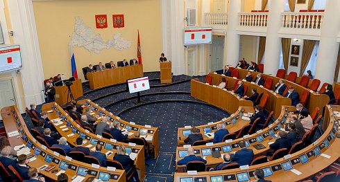 Депутаты провели внеочередное заседание